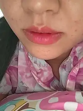 girldam95 online show from 12-15-25, 04:40