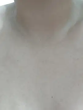 girldam95 online show from 02-10-26, 05:39