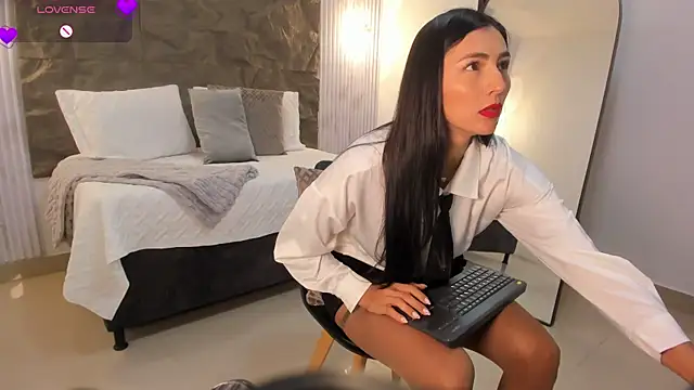 coniie jhons online show from 02-18-26, 11:06