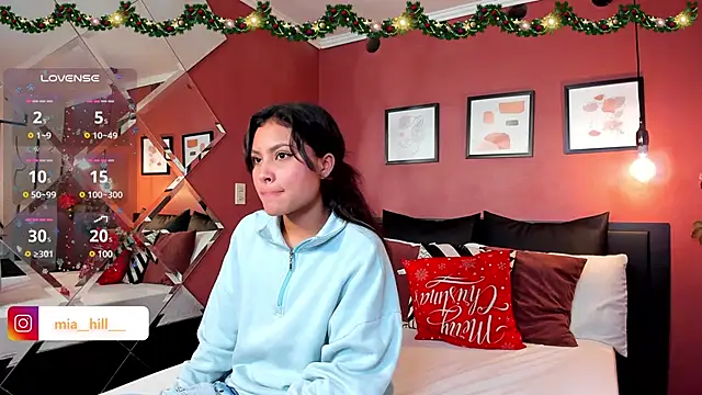 Snapshot of mia_hilll chatting on 12-11-24, 01:37 mia hilll online show from 12-11-24, 01:37