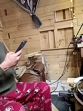 Buffshagswell online show from 11-17-25, 04:33