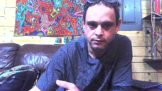 Buffshagswell online show from 12-17-25, 04:45