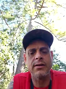 Snapshot of Buffshagswell chatting on 10-14-25, 03:56 Buffshagswell online show from 10-14-25, 03:56
