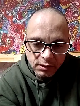 Buffshagswell online show from 12-22-25, 04:18