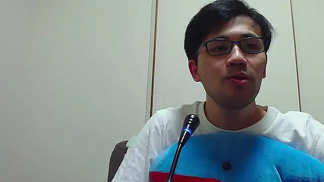 ryusei18570 online show from 09-10-25, 01:54