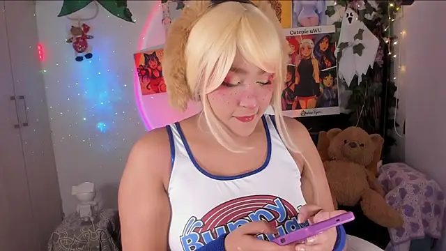 cutepie uwu  online show from 01-10-26, 01:23