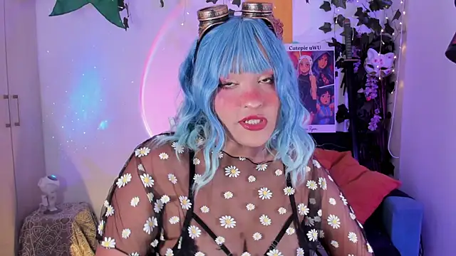 cutepie uwu  online show from 09-24-25, 12:18