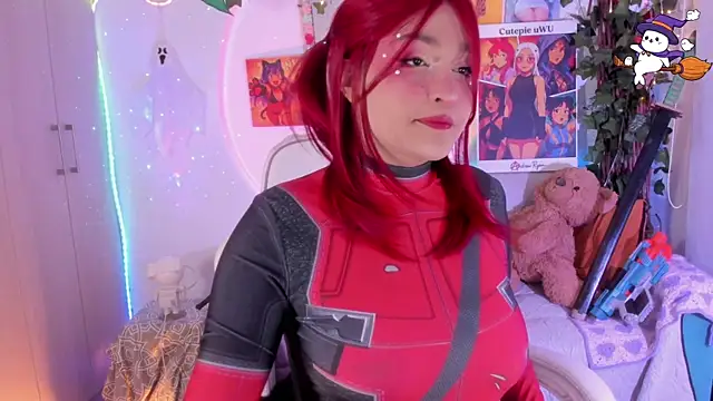cutepie uwu  online show from 12-20-25, 12:24