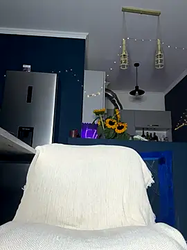 NickiLike online show from 09-25-25, 06:14