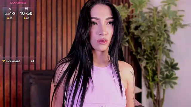 Jennmiiller  online show from 11-13-25, 12:09