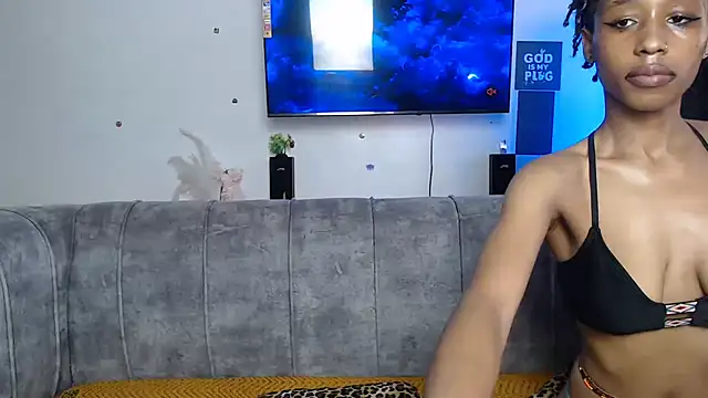 Zuri- online show from 12-15-25, 06:08