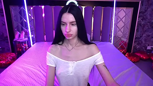 Snow WhiteeeX online show from 02-15-26, 06:47