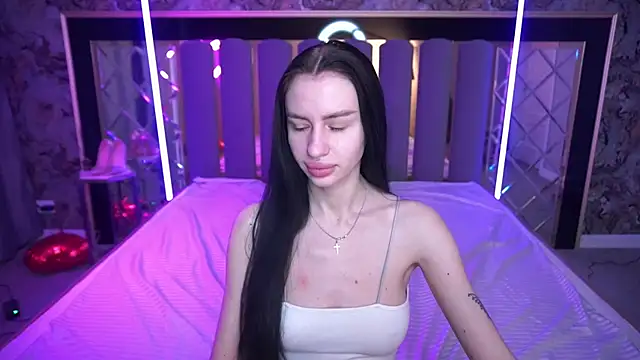 Snow WhiteeeX online show from 04-09-26, 05:42