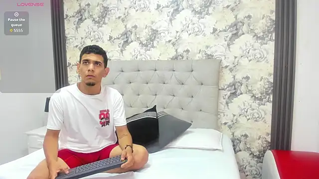 alexxa and sadman online show from 01-15-26, 01:36