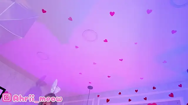 AHRI LEE online show from 03-12-25, 02:20