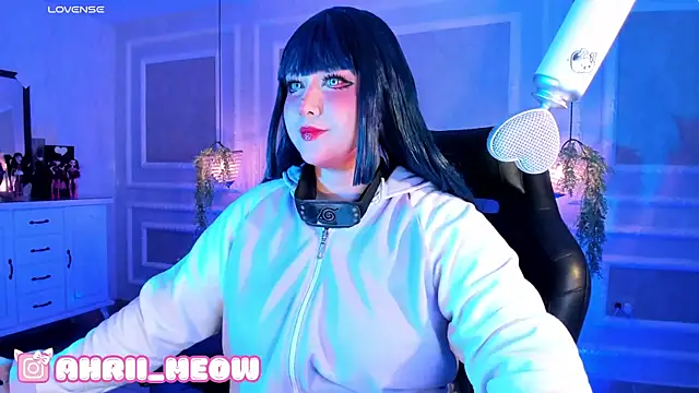 AHRI LEE online show from 02-07-25, 01:25