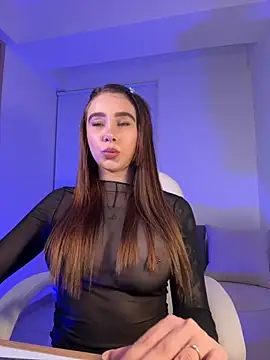 Lanataylor- online show from 09-10-25, 01:26