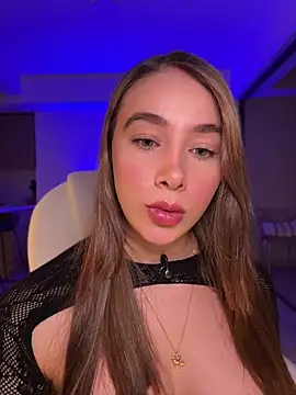 Snapshot of Lanataylor- chatting on 07-26-26, 02:07 Lanataylor- online show from 07-26-26, 02:07