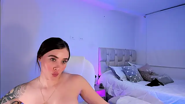 Lanataylor- online show from 03-12-25, 12:09