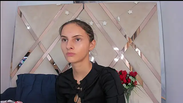 ninaht online show from 11-21-25, 08:30