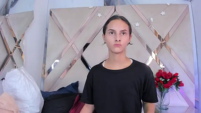 ninaht online show from 11-20-25, 08:42