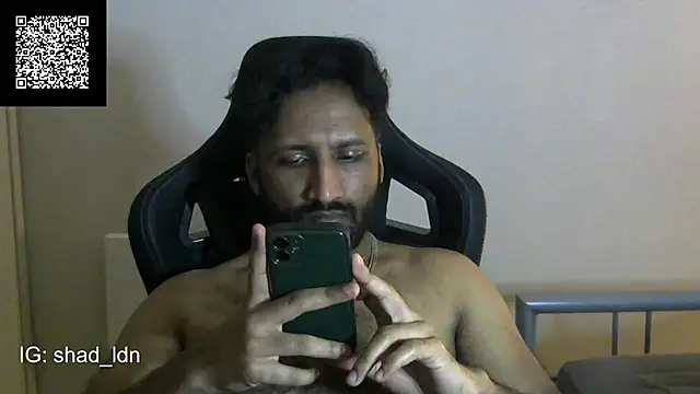 Snapshot of shadthebiguy chatting on 12-25-24, 09:54 shadthebiguy online show from 12-25-24, 09:54