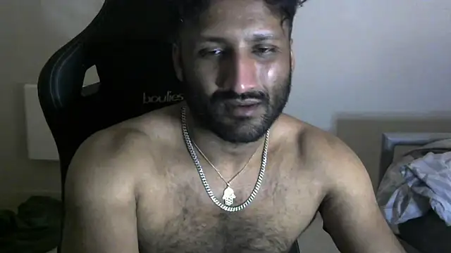 Snapshot of shadthebiguy chatting on 03-09-25, 12:10 shadthebiguy online show from 03-09-25, 12:10