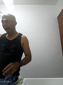 exmilitary online show from 10-02-25, 03:10