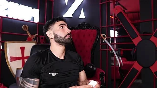 Austin bolt online show from 04-24-26, 02:02
