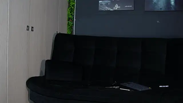 Snapshot of Austin_bolt chatting on 01-19-26, 02:04 Austin bolt online show from 01-19-26, 02:04