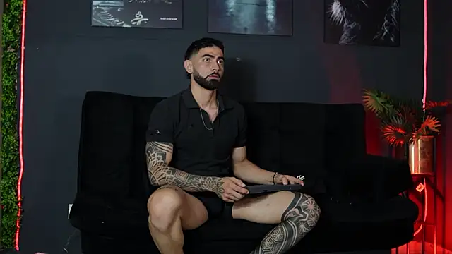 Austin bolt online show from 12-20-25, 02:14