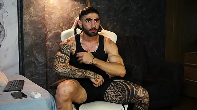 Snapshot of Austin_bolt chatting on 02-03-26, 03:37 Austin bolt online show from 02-03-26, 03:37