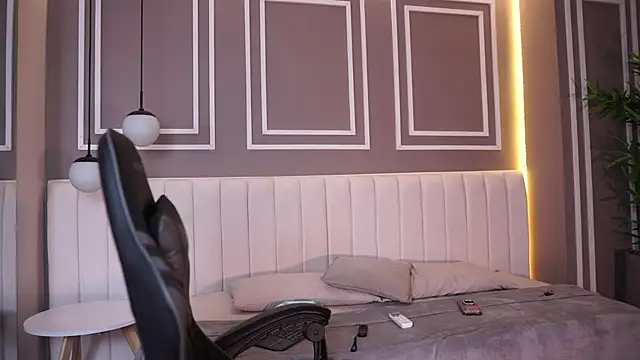 Snapshot of Austin_bolt chatting on 02-05-26, 02:07 Austin bolt online show from 02-05-26, 02:07