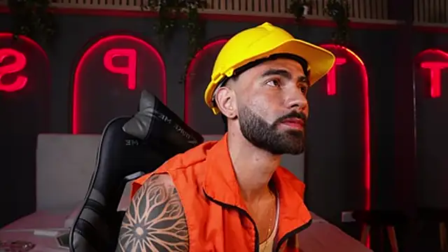 Austin bolt online show from 11-01-25, 03:46