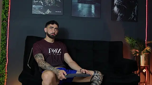 Austin bolt online show from 12-03-25, 02:45