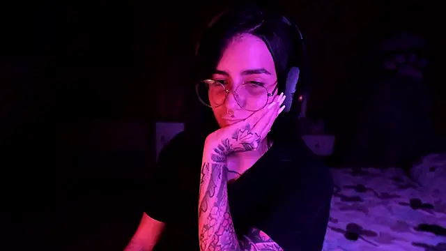 Alice woodville online show from 11-03-25, 05:01