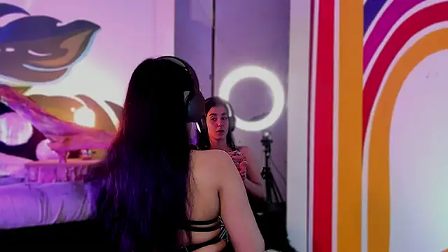 Alice woodville online show from 09-17-25, 07:16