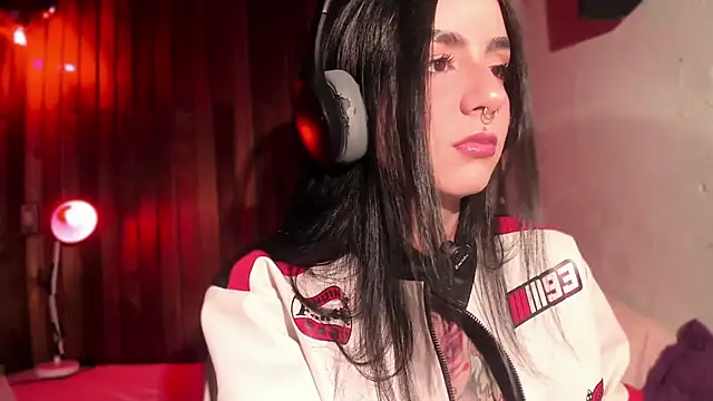 Alice woodville online show from 11-10-25, 05:23