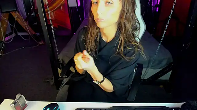 Elizabe th online show from 01-19-25, 08:51