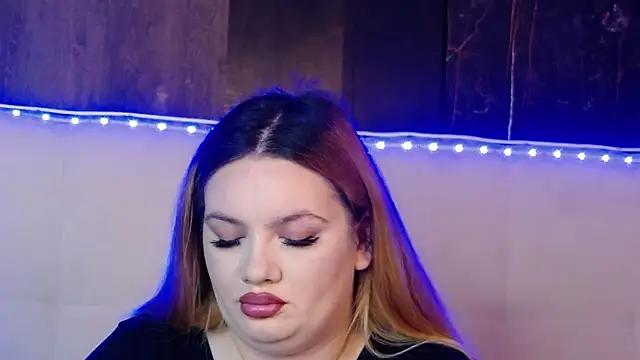 Snapshot of MelanieBrownn chatting on 02-06-26, 06:20 MelanieBrownn online show from 02-06-26, 06:20