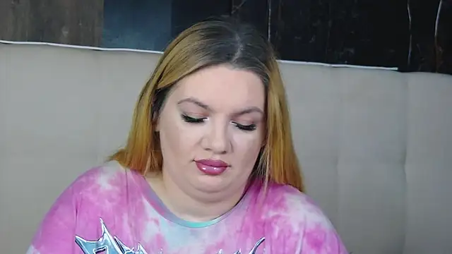 Snapshot of MelanieBrownn chatting on 01-19-26, 06:50 MelanieBrownn online show from 01-19-26, 06:50