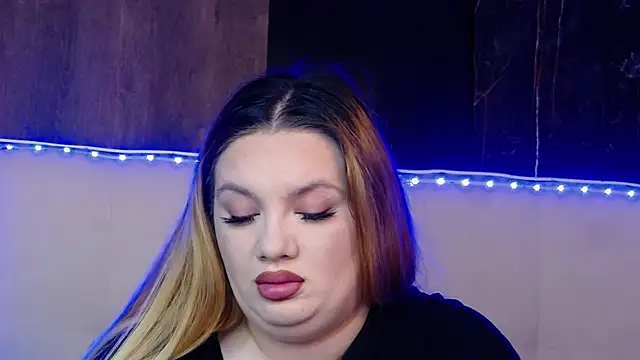 Snapshot of MelanieBrownn chatting on 02-08-26, 07:06 MelanieBrownn online show from 02-08-26, 07:06