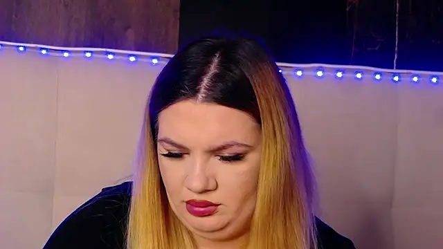 Snapshot of MelanieBrownn chatting on 02-09-26, 06:11 MelanieBrownn online show from 02-09-26, 06:11