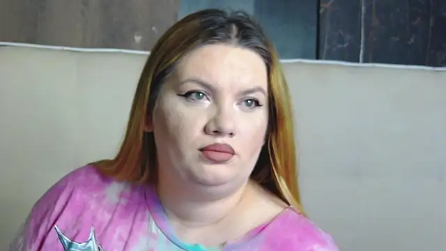 Snapshot of MelanieBrownn chatting on 01-06-26, 07:01 MelanieBrownn online show from 01-06-26, 07:01