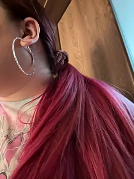 Snapshot of MelanieBrownn chatting on 03-12-25, 04:46 MelanieBrownn online show from 03-12-25, 04:46