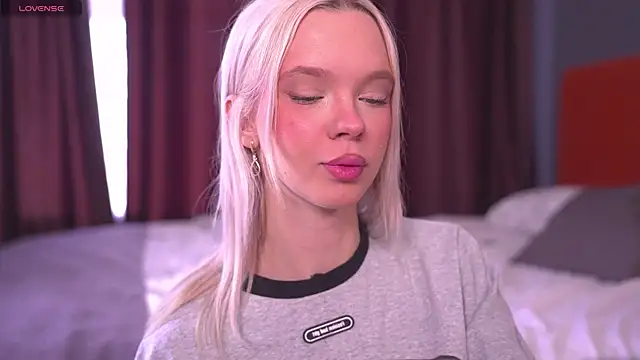  AlinaBailey online show from 06-12-26, 08:12