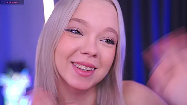  AlinaBailey online show from 04-05-26, 07:59