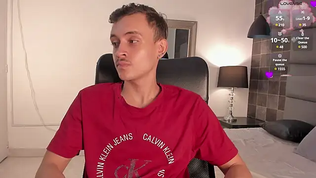 Desmon Clark online show from 03-12-25, 10:28