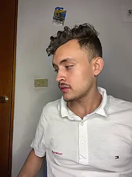 Desmon Clark online show from 04-24-26, 11:07