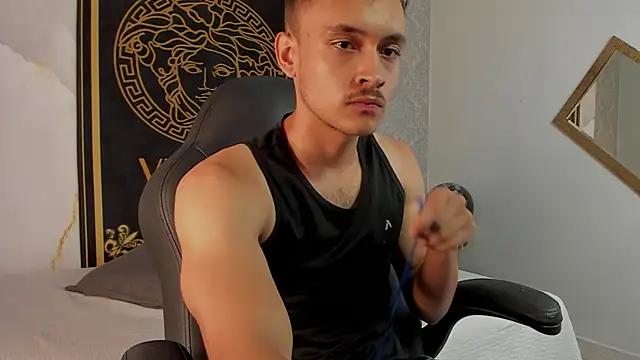 Desmon Clark online show from 02-22-25, 06:50